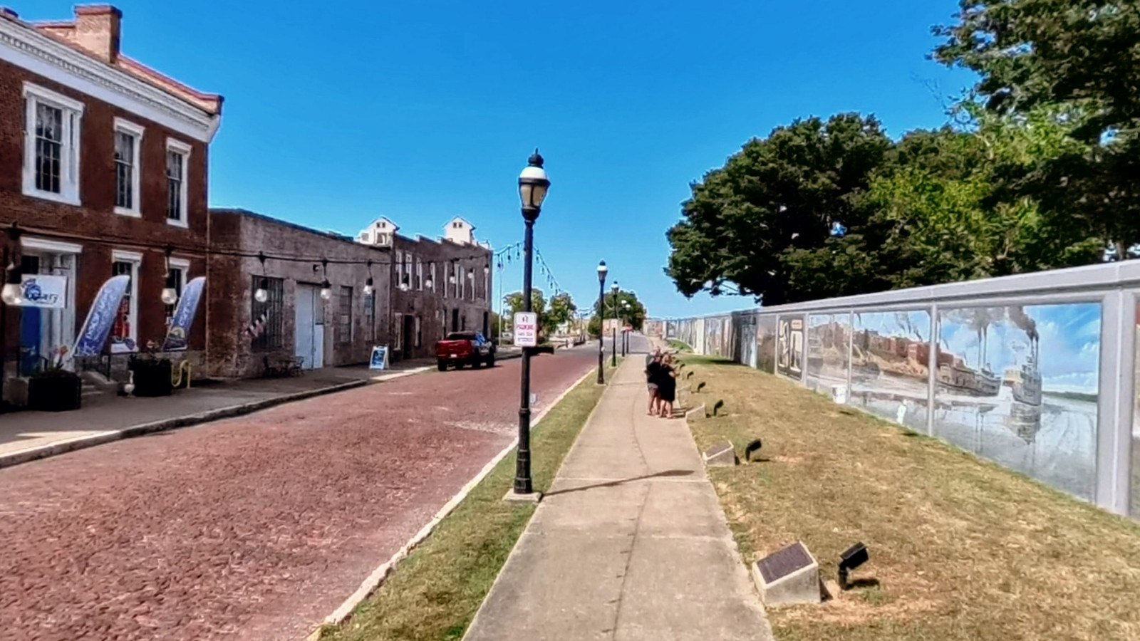 Recorded view from Capture Sep 7 — segment 4 — Paducah Floodwall Murals